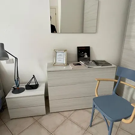 公寓 Bilocale House Gaudio 23 - A 1 Minuto Dall'ariston - Wifi